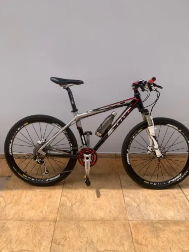 BICICLETA SCOTT SCALE 