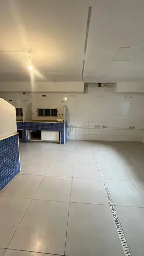 Loja muito bem localizada