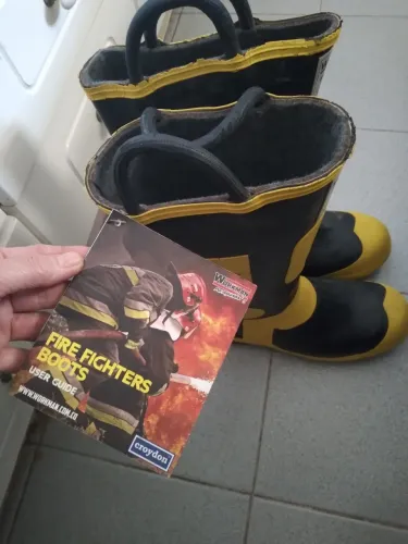 Bota de segurança para bombeiros 