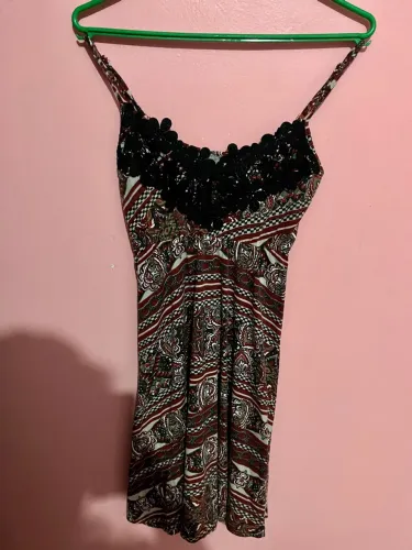Vestido Floral com Detalhe em Renda M
