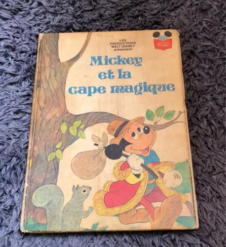 Livro Disney Mickey capa dura Em Francês