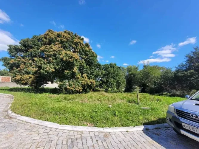 Terreno à Venda 360m² São Pedro da Aldeia no Condomínio Cantarinos Solar II R$ 135.000,00
