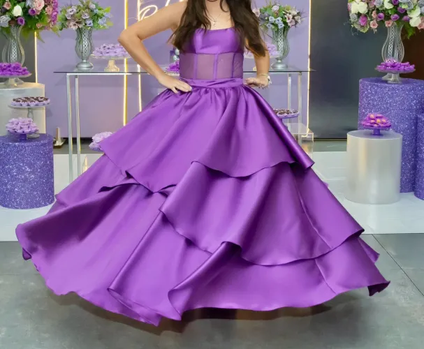 Vestido de festa 2 em 1 para festa de 15 anos