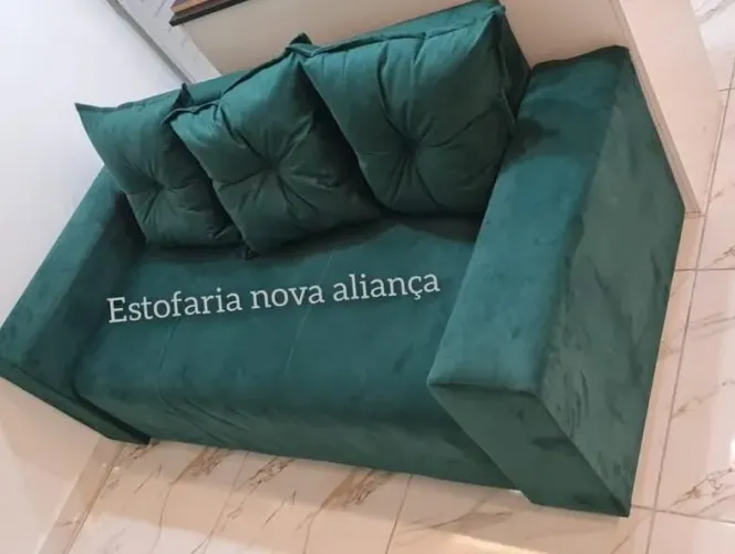 Sofá 3 Lugares Sofisticados 