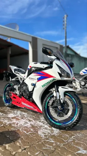 Honda CBR1000RR Fireblade