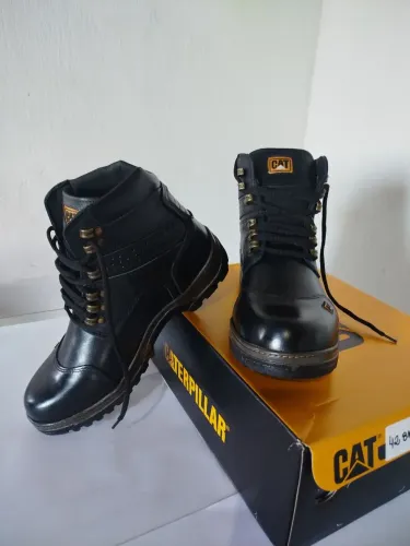 Bota Cat TOP: Couro legítimo,palmilha gel,costurada,sola Resistente, N°39/40,42,43