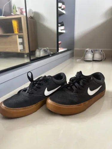 Tênis Nike SB CHRON SLR preto 