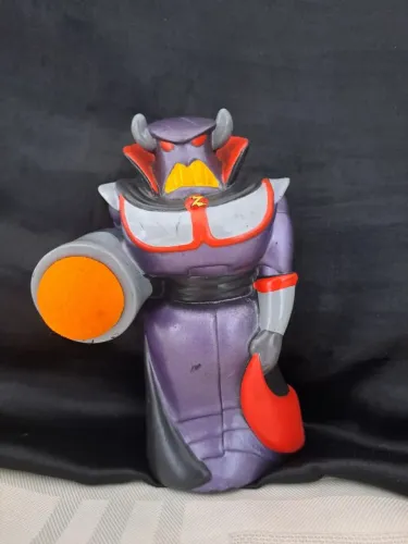 Boneco Zurg Toy Store em vinil 