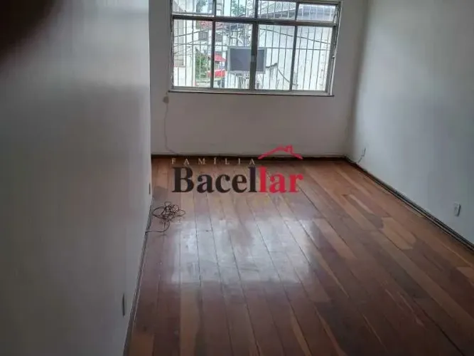 Apartamento : Padrão / Residencial / Olaria