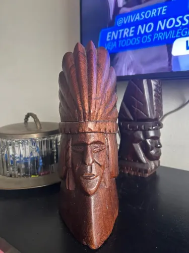 Escultura madeira Jacarandá 