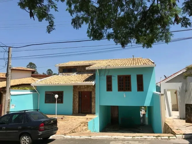 Casa à Venda no Condomínio San Conrado, Sousas