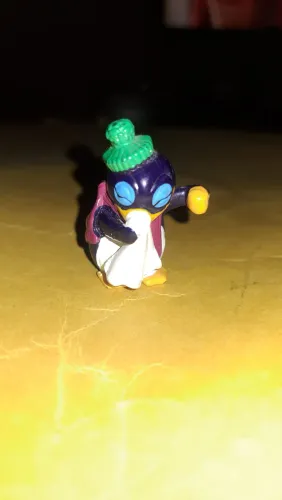 Pinguim kinder ovo