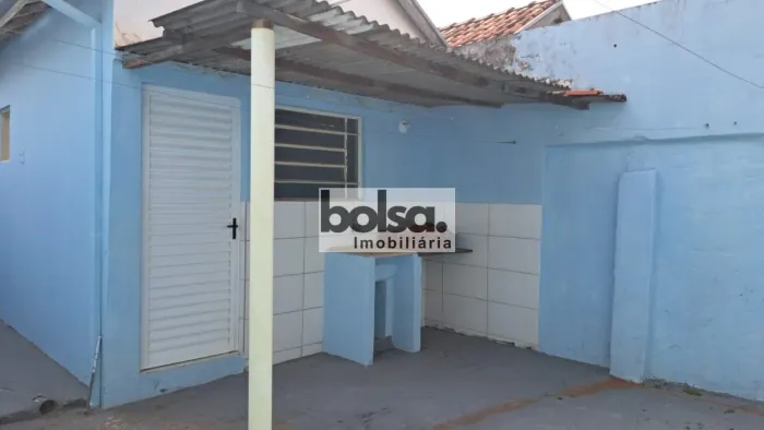 Casa para aluguel com 2 quartos em Jardim Estoril, Bauru - SP