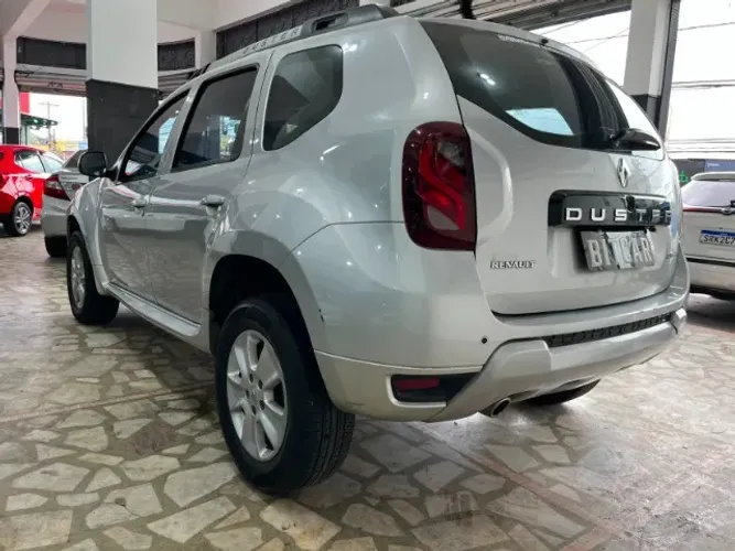 Renault Duster Dynamique 2.0 Hi-flex 16V Aut. 2017