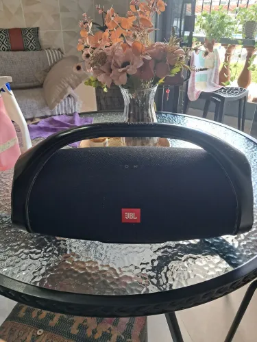 Caixa JBL Boombox preta