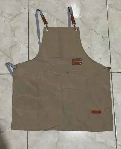 Avental de Lona Impermeável Caqui (Estilo Barista/Artesão)
