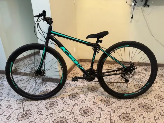 Bicicleta KSW aro 29, ótimo estado.