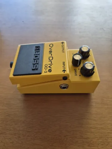 Pedal Boss OD-3 OverDrive para Guitarra, com caixa original