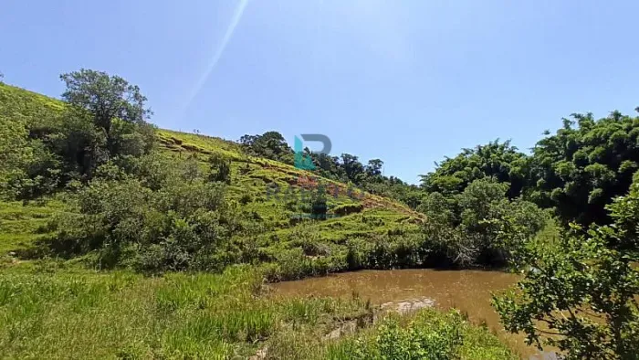 SÍTIO FORMADO À VENDA EM CUNHA/SP - EXCELENTE PARA TURISMO