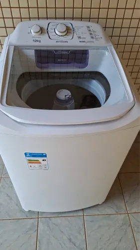 Máquina de Lavar 12kg Eletrolux