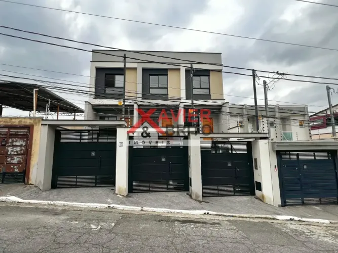 Sobrado Novo 3 Quartos na Vila Buenos Aires - 134m² com 3 Vagas e Suíte com Sacada