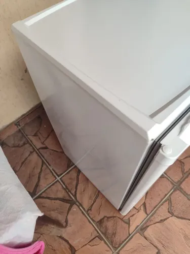 Vende se frigobar 120litros