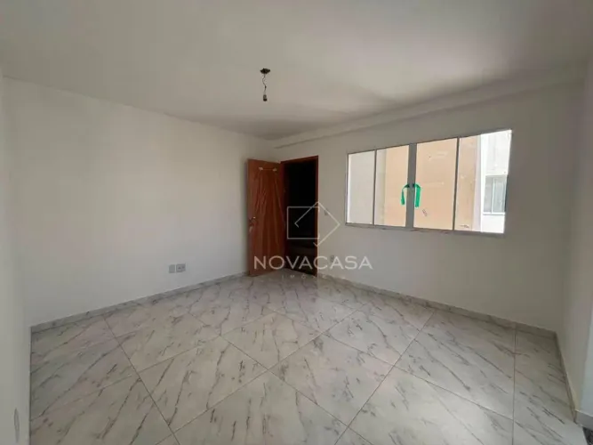 Apartamento com 2 dormitórios à venda, 47 m² por R$ 295.000,00 - Frei Leopoldo - Belo Hori