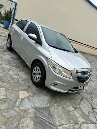 Chevrolet Onix Hatch LT 1.0 8V Flex Power Mec. 4P 2016