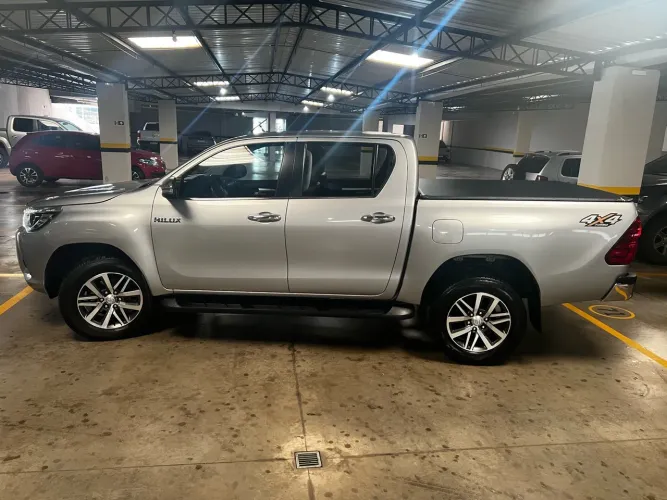 Toyota Hilux CD SRX 4X4 2.8 TDI 16V Diesel Aut. 2018