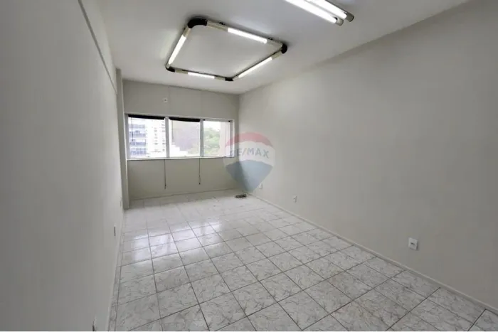 Aluguel Comercial: Sala Moderna em Vitória-ES