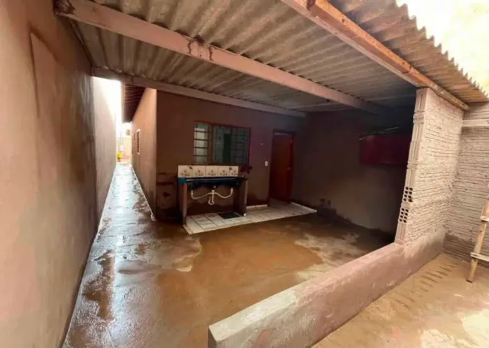 VENDO CASA EM GOIABEIRAS