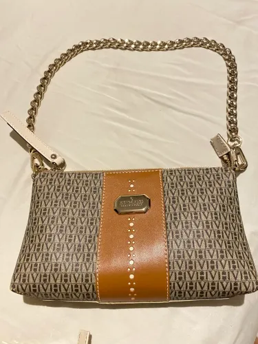 2 bolsas da Victor Hugo pelo preço de 1 