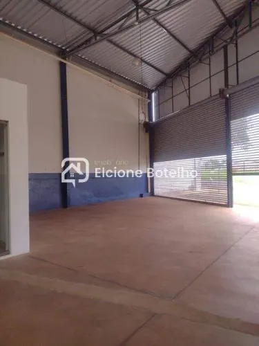 Galpão para aluguel, 3 vagas, SEGISMUNDO PEREIRA - Uberlândia/MG