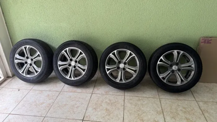 Jogo de Rodas Aro 16 Peugeot + Pneus Kumho Novos