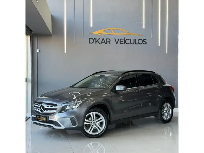 Mercedes-Benz GLA 200 Vis. Black ED. 1.6 TB 16V Aut. 2018