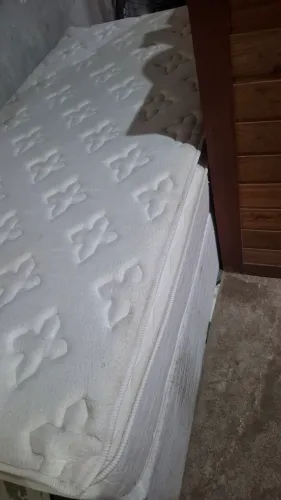 VENDO CAMA SOLTEIRÃO PRA VENDE LOGO