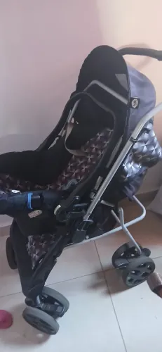 Carinho de bebe + bebê conforto
