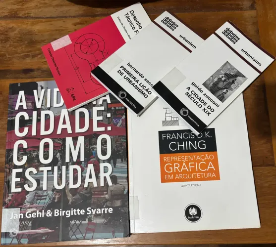Kit com 5 livros de Arquitetura