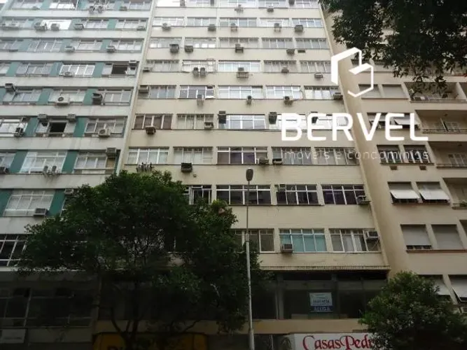 Sala Comercial para Alugar - 32 m² em Copacabana, RJ - PROPRIETÁRIO CONCEDERÁ CARÊNCIA NO 