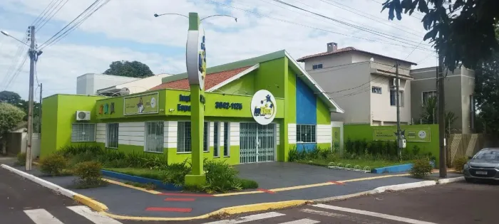 Casa à venda para uso comercial em Guaíra PR
