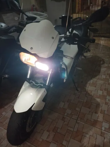 Vendo uma f800 só venda