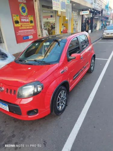 Fiat Uno Sporting 1.4 EVO Fire Flex 8V 4P 2012