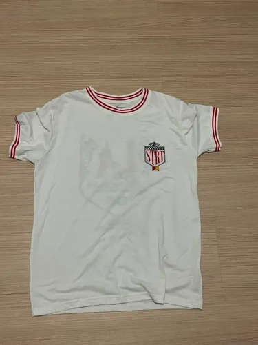 Camisa masculina branca estampada