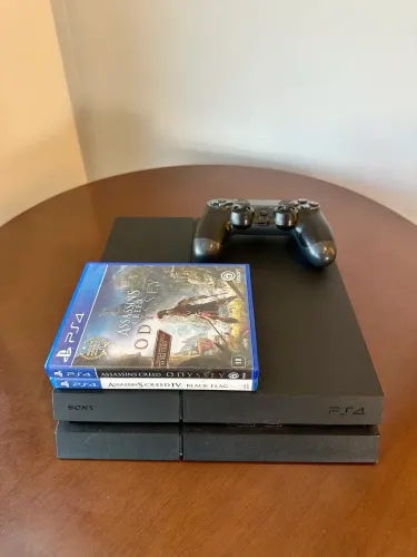 PLAYSTATION 4 2 JOGOS CONTROLE