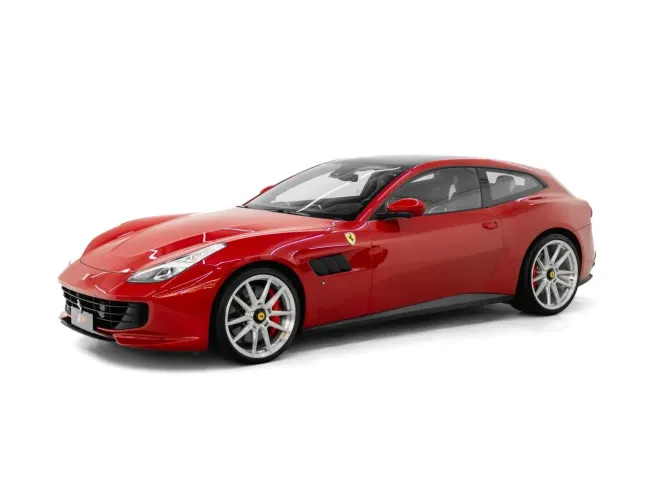 Ferrari GTC4 Lusso 6.3 V12 690cv 2020