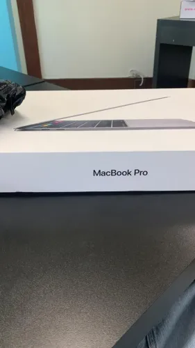 MacBook Pro 13" 2019 Touch Bar i5 8GB 256GB - Ótimo estado