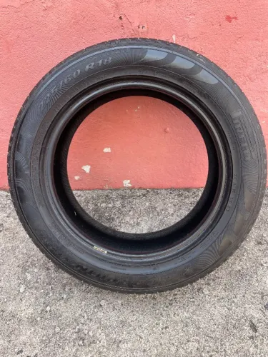Pneu 255/60 R18 novíssimo 