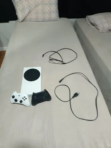 XBOX SIRES S + 61 GAMES (MIDIA DIGITAL)