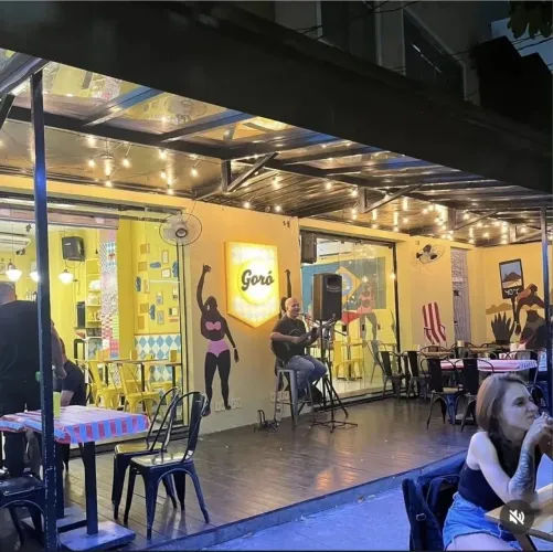 PONTO COMERCIAL NO CORAÇÃO DA VANHARGEM 
