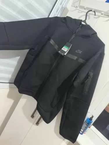 Conjunto Nike tech